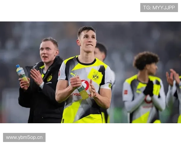 多特周末续约施洛特贝克受阻